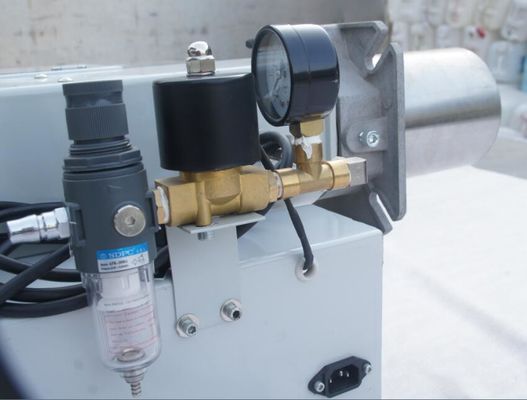 全自動廃棄油燃焼炉 30 - 60 Kw OEM / ODM 入手可能
